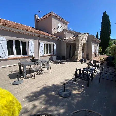 Apartment With Terrace La Ciotat